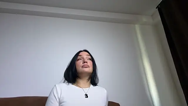 LucyHotty  online show from June 6, 2026, 11:48 am