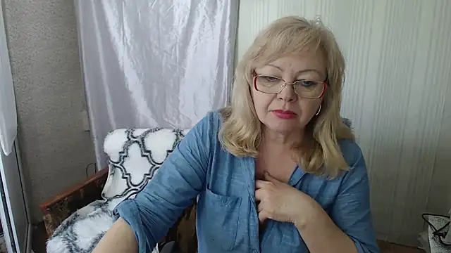 LavandaMay online show from April 29, 2026, 10:52 am