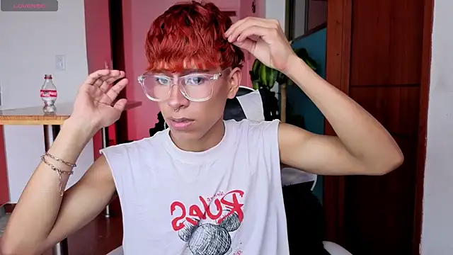 Snapshot of Ryan_y_tony chatting on April 13, 2026, 2:10 pm Ryan y tony online show from April 13, 2026, 2:10 pm