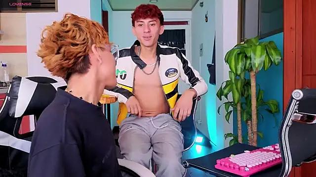 Snapshot of Ryan_y_tony chatting on April 9, 2026, 6:47 pm Ryan y tony online show from April 9, 2026, 6:47 pm