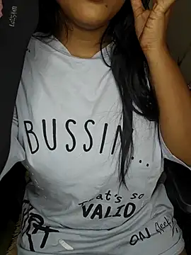 Tamilmoon006 online show from July 17, 2026, 5:26 am