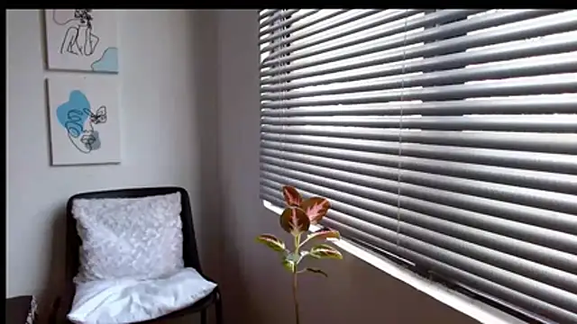 alisonnturbay online show from June 26, 2026, 1:39 pm
