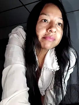 alisonnturbay online show from June 30, 2026, 2:55 am