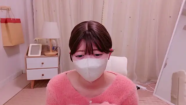 Snapshot of SERIpon_ chatting on April 25, 2026, 10:29 am SERIpon online show from April 25, 2026, 10:29 am