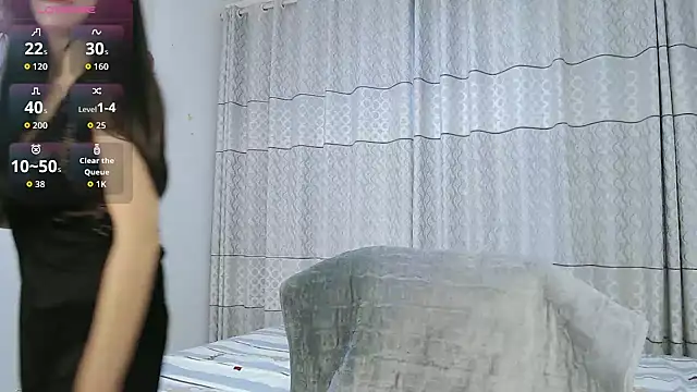 Snapshot of lindafeng chatting on April 14, 2026, 12:15 am lindafeng online show from April 14, 2026, 12:15 am