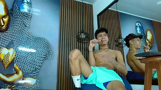 Skinny cute Alyer online show from April 29, 2026, 2:05 am
