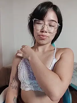 Iam eli09 online show from April 21, 2026, 1:42 am