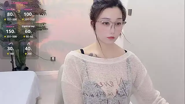 Yunxi- online show from May 26, 2026, 2:15 pm