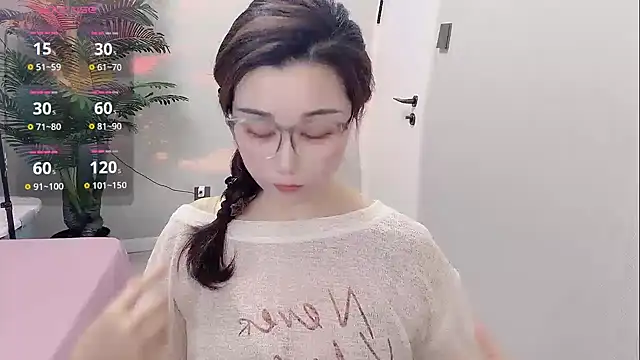 Yunxi- online show from May 6, 2026, 1:37 pm