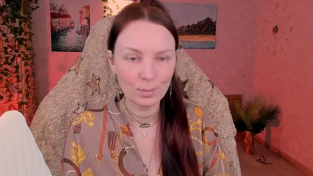 LanaRadiance online show from May 7, 2026, 7:34 am