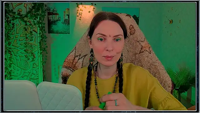 LanaRadiance online show from June 17, 2026, 1:10 pm
