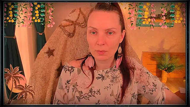LanaRadiance online show from July 17, 2026, 12:35 pm