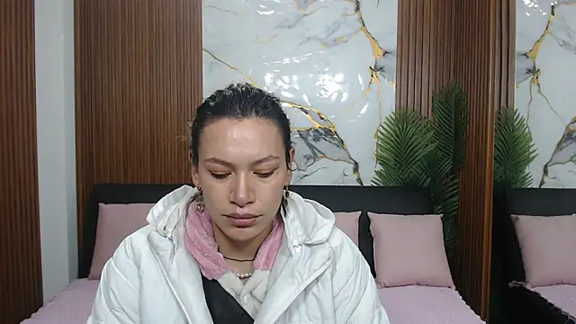 Snapshot of alonddra_tay chatting on April 22, 2026, 11:39 am alonddra tay online show from April 22, 2026, 11:39 am