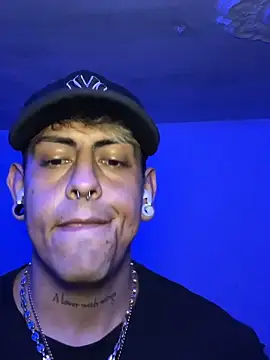 MoritaXxx  online show from May 5, 2026, 8:06 am
