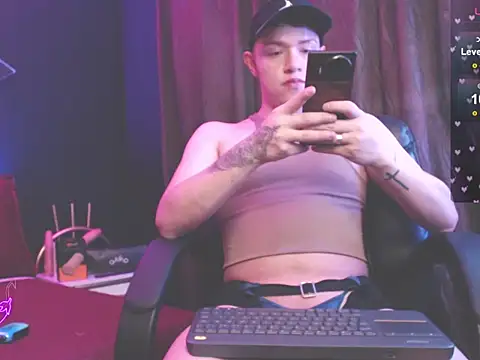 kyle jordanx online show from April 22, 2026, 2:18 am