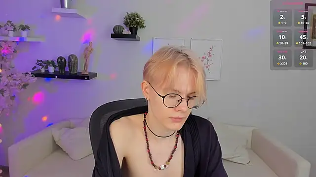Snapshot of Liam_Blair chatting on April 24, 2026, 3:41 am Liam Blair online show from April 24, 2026, 3:41 am