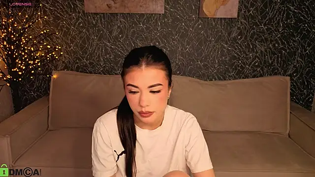 Alisha Blakee online show from May 5, 2026, 12:46 am