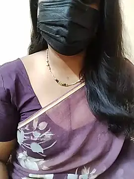 Stephaniee27 online show from July 1, 2026, 8:47 am
