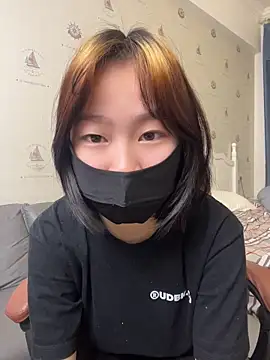 YouYou-999 online show from April 10, 2026, 11:50 am