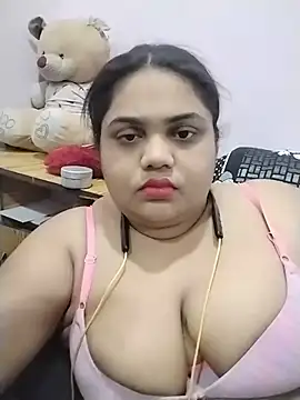 hotsilk21 online show from June 20, 2026, 9:25 am