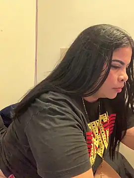 megan purpura online show from May 7, 2026, 6:44 pm