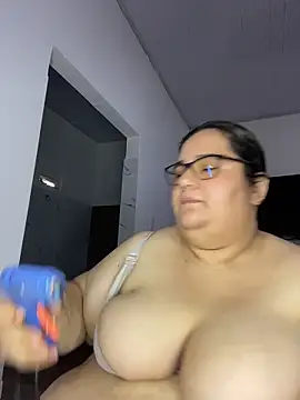 marianacooper120730 online show from April 15, 2026, 7:58 pm