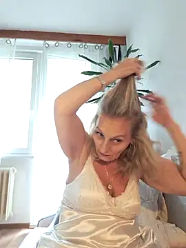 Blond lady czech online show from July 14, 2026, 3:40 pm