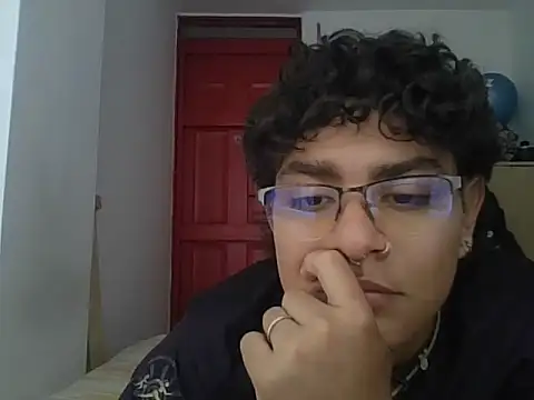 xhecho uzumaki online show from May 7, 2026, 6:11 pm