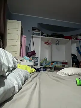 Snapshot of sexyPinay2026 chatting on April 13, 2026, 12:42 pm sexyPinay2026 online show from April 13, 2026, 12:42 pm