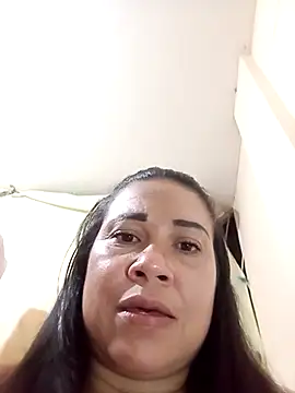 Lilith-ZL online show from April 13, 2026, 5:11 am