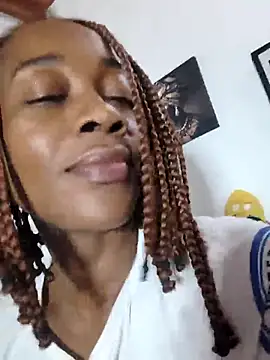 Alexa Damac online show from April 17, 2026, 4:04 am