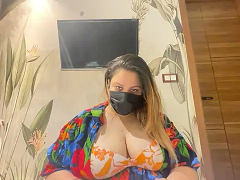 kavyasingh36 online show from May 5, 2026, 3:15 pm