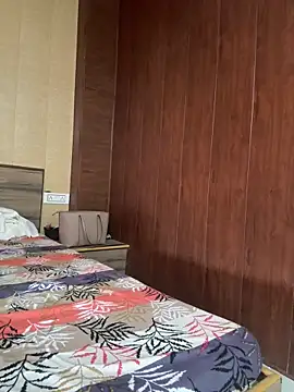 X aurora67 online show from April 21, 2026, 6:09 am