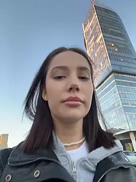 UrbanNymph online show from April 11, 2026, 4:43 pm