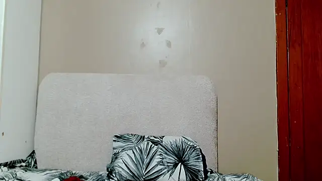 BUSTYQUEEN56  online show from June 22, 2026, 6:49 pm