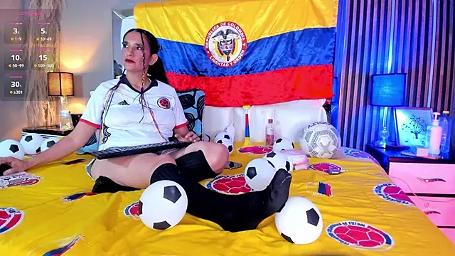 MILF AURORA online show from July 3, 2026, 8:15 pm