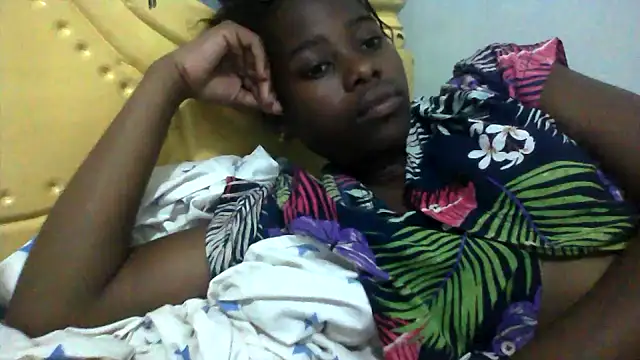 Snapshot of Rerpuss1 chatting on June 5, 2026, 8:53 am Rerpuss1 online show from June 5, 2026, 8:53 am
