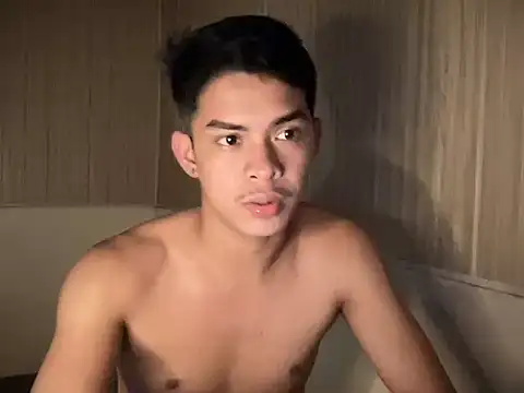 yourhotasian jhonpol16 online show from July 9, 2026, 8:19 pm
