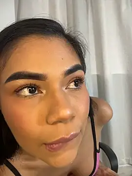 MauraGrayy online show from June 15, 2026, 10:09 pm