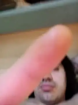 sangreal1996 online show from April 14, 2026, 9:20 pm