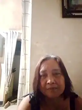 jeanyummytits online show from May 14, 2026, 2:47 pm