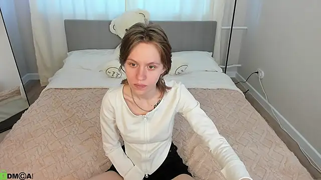 Milena Milyan online show from May 2, 2026, 1:11 am