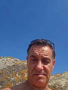 loulouferrari online show from May 24, 2026, 3:12 pm