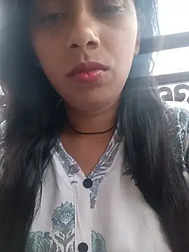 Snapshot of Miss_Divyaa chatting on May 22, 2026, 12:08 am Miss Divyaa online show from May 22, 2026, 12:08 am