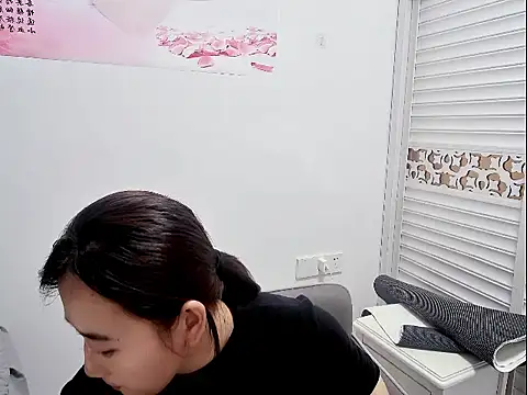 ABCok6666 online show from April 21, 2026, 11:17 am