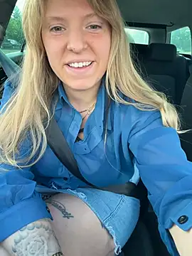 Tiffy Rosee online show from May 6, 2026, 6:06 am