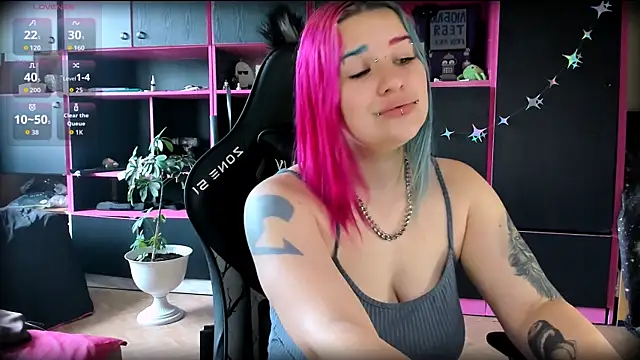 Neon Baddie online show from July 13, 2026, 7:29 am