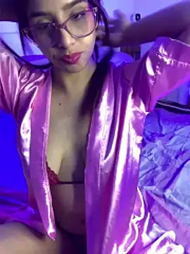 Snapshot of miss_carly chatting on June 8, 2026, 1:28 am miss carly online show from June 8, 2026, 1:28 am