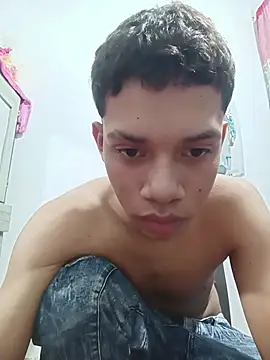 curious straight guy online show from May 22, 2026, 1:47 am
