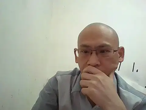 benly118 online show from April 21, 2026, 1:42 am